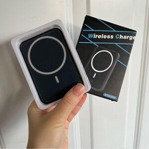 BNIB Wireless Charger!